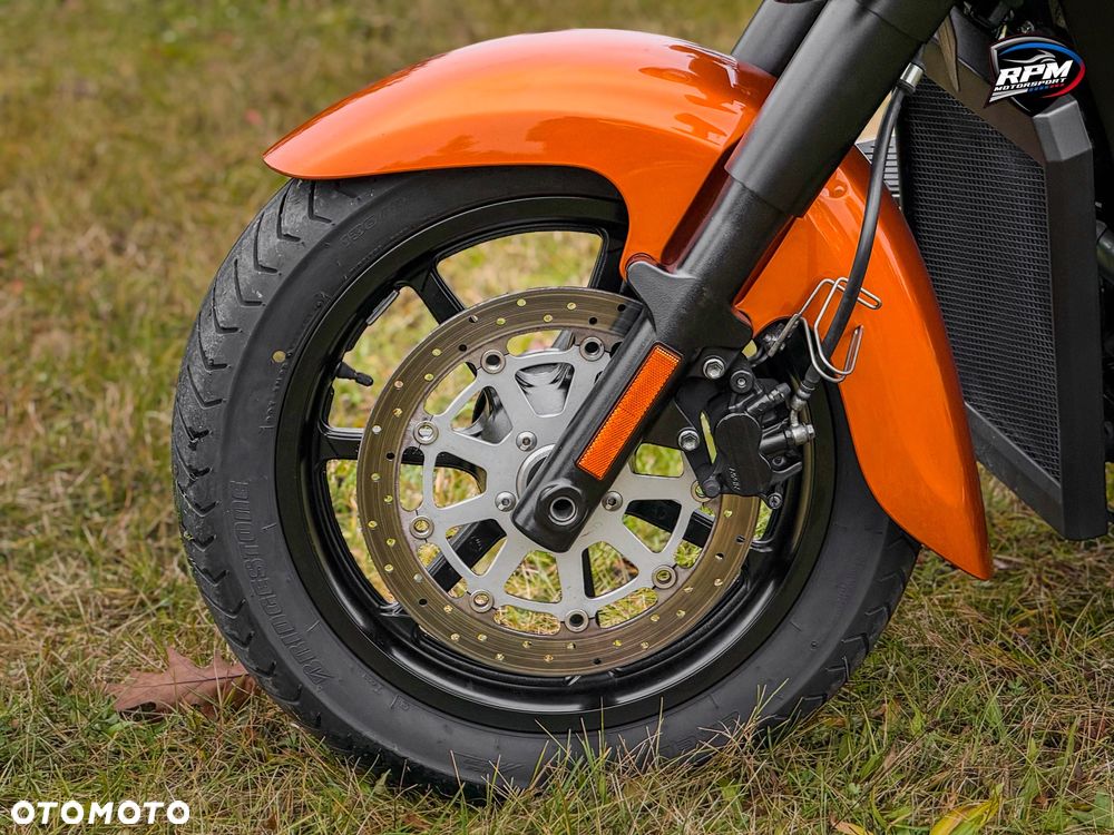 Suzuki Boulevard - 31