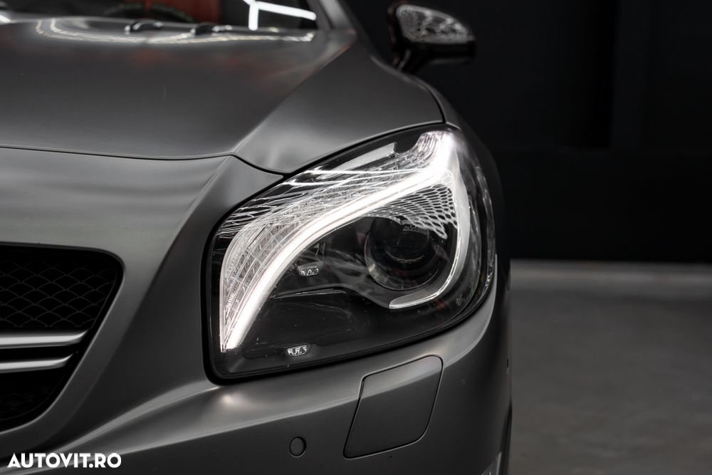 Mercedes-Benz SL ver-63-amg-amg-speedshift-mct-7--gang-sportgetriebe-amg-performance-package - 6