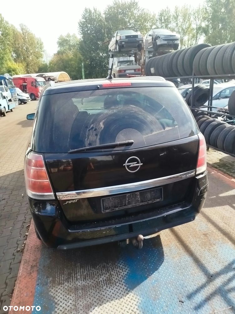 Opel Zafira B na części. - 10