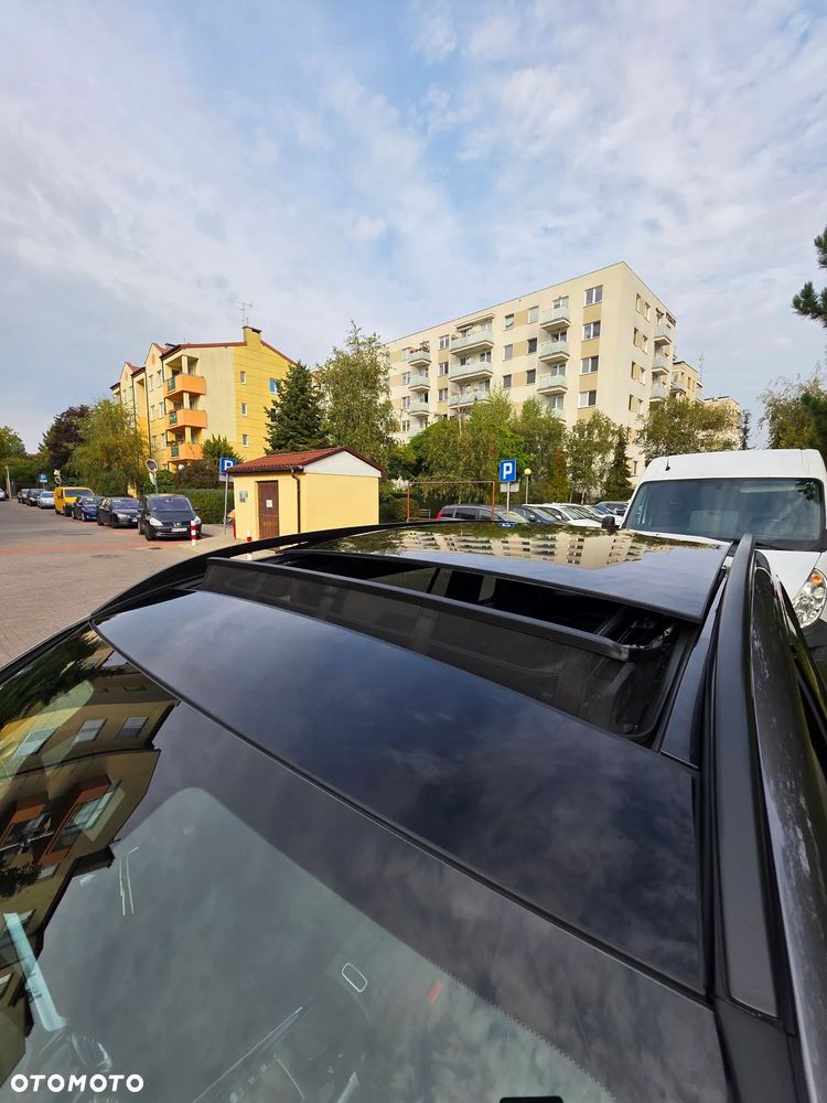 Mercedes-Benz GLB - 13