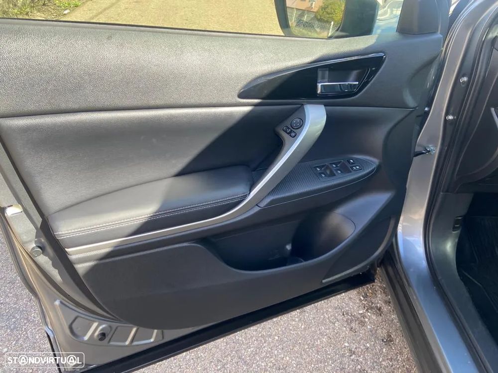 Mitsubishi Eclipse Cross 2.4 PHEV eMotion - 7