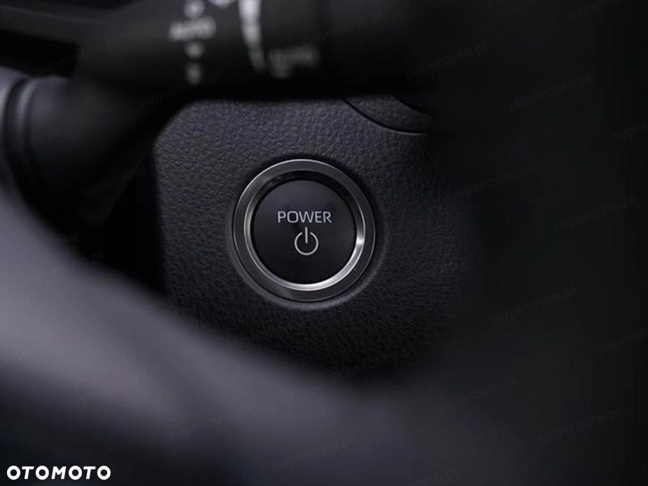 Toyota Camry - 11