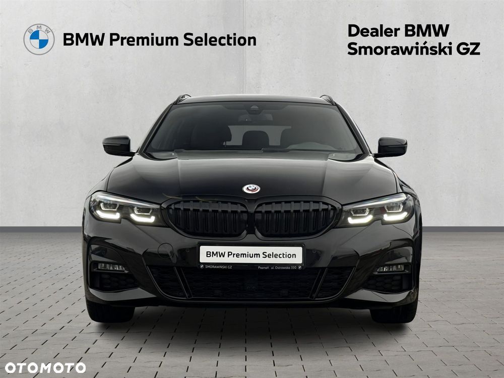 BMW Seria 3 330i xDrive - 29