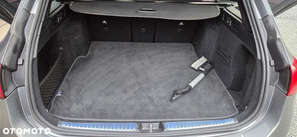 Mercedes-Benz Klasa C AMG 43 4Matic AMG Speedshift MCT9G AMG Sondermodell - 14