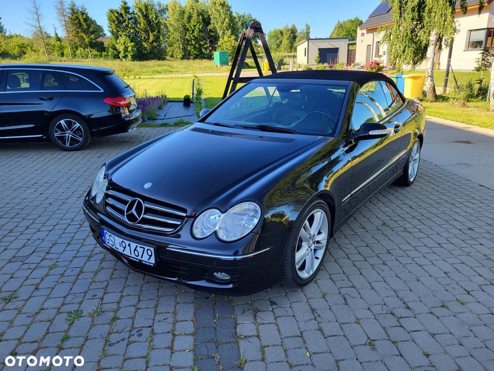 Mercedes-Benz CLK - 13