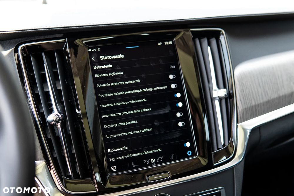 Volvo V90 Cross Country B5 D AWD Ultimate - 19