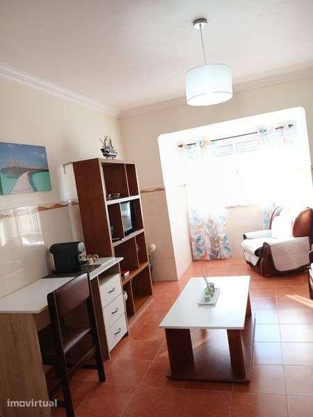 Peniche -Apartamento T2 para alugar na ÉPOCA ESCOLAR - Grande imagem: 3/9