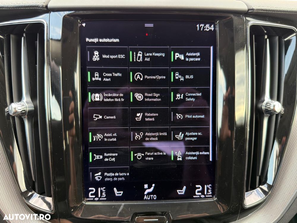 Volvo XC 60 B5 MHEV AT8 AWD Inscription - 15