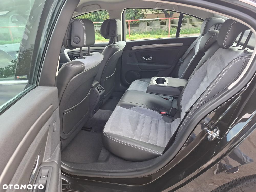 Renault Laguna dCi 180 FAP GT - 27