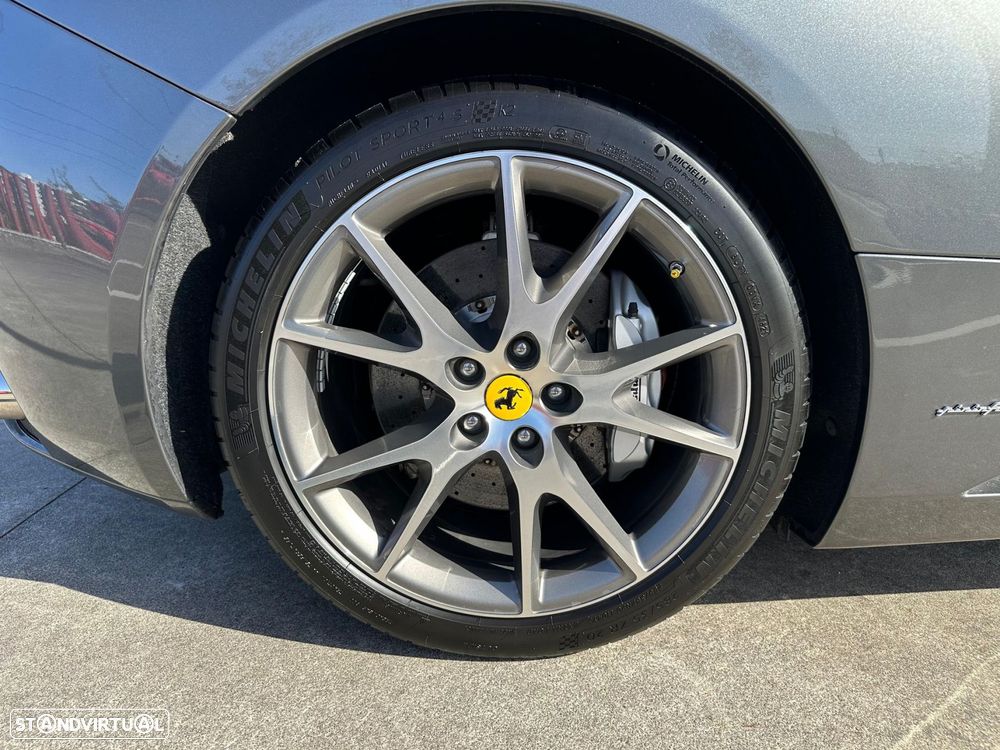 Ferrari California F1 - 25