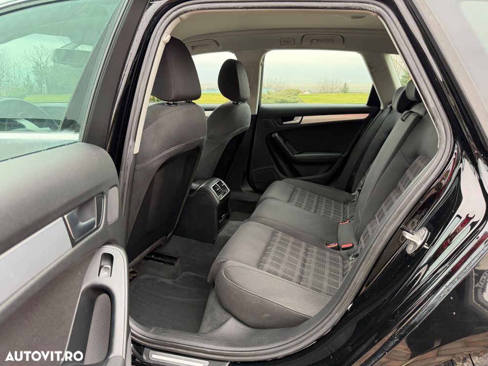 Audi A4 Avant 2.0 TDI DPF multitronic S line Sportpaket - 10