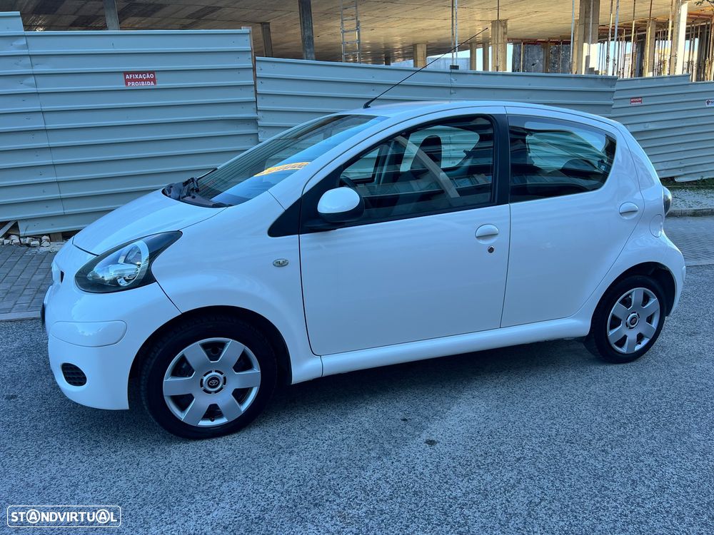 Toyota Aygo 1.0 + AC+VSC - 7