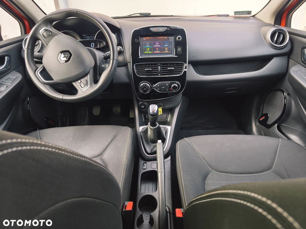 Renault Clio 0.9 TCe Limited - 9