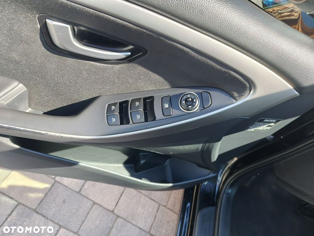 Hyundai i30 1.6 CRDi BlueDrive Comfort - 17