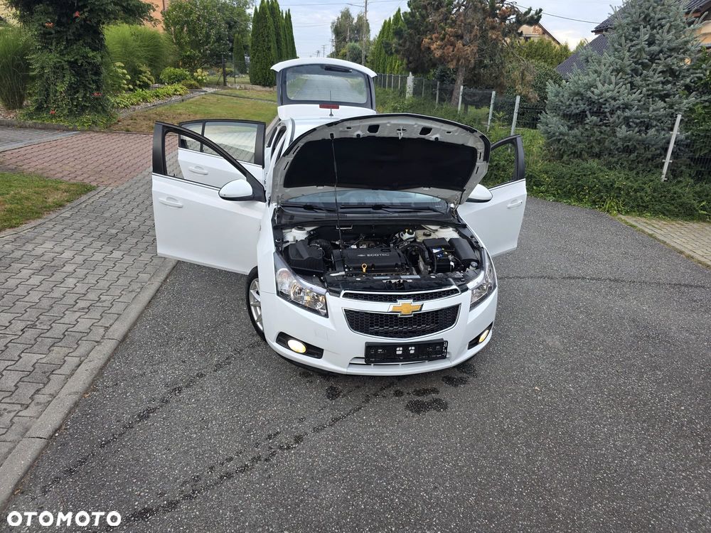 Chevrolet Cruze 1.6 LT+ - 3