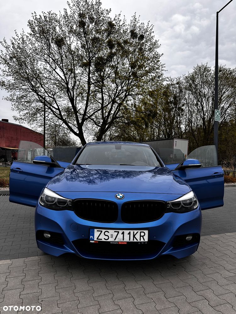 BMW 3GT 330i xDrive M Sport - 7