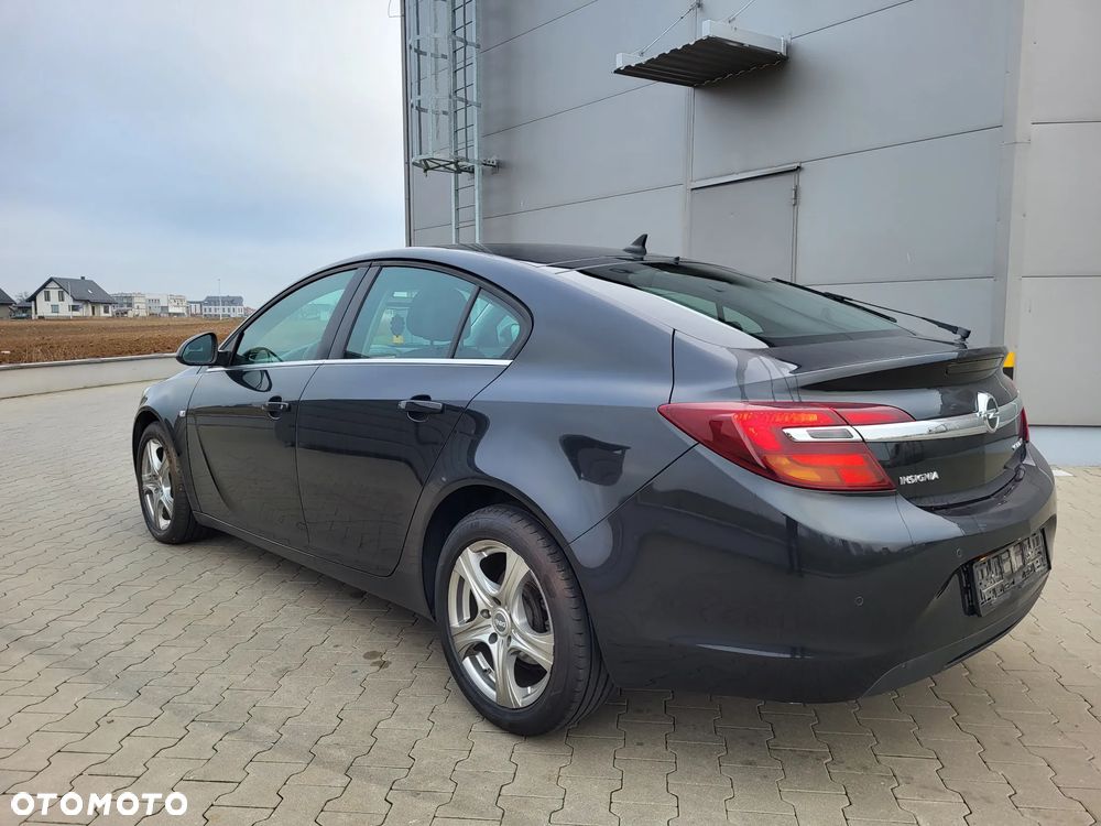 Opel Insignia - 14