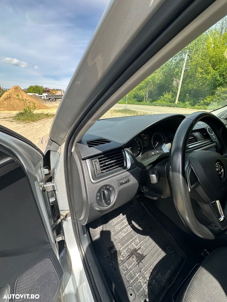 Skoda RAPID 1.6 TDI Active - 20