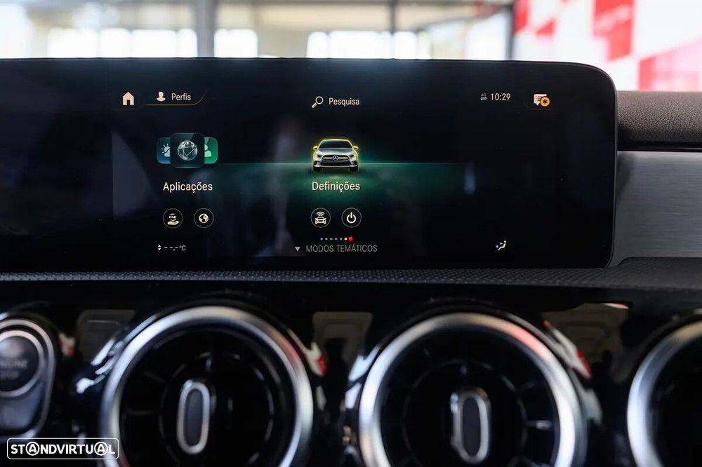 Mercedes-Benz A 180 Limousine d AMG Line Aut. - 58