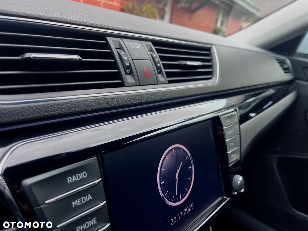 Skoda Superb 2.0 TDI 4x4 L&K DSG - 14