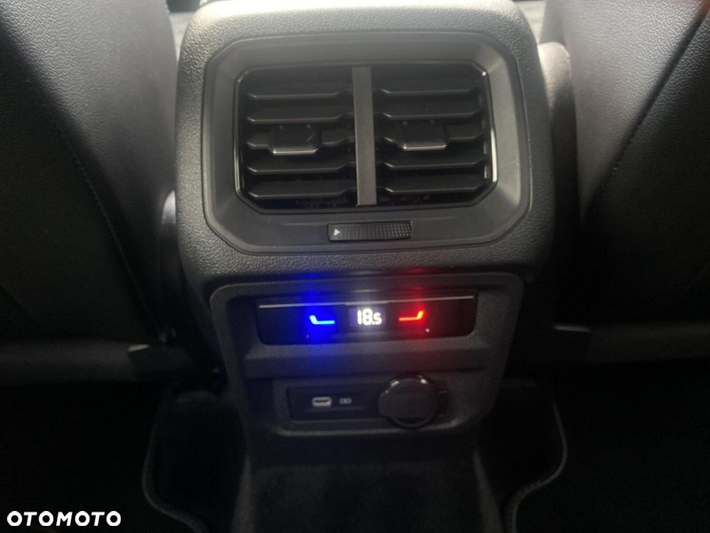 Volkswagen Tiguan Allspace 2.0 TDI 4Mot R-Line DSG - 32