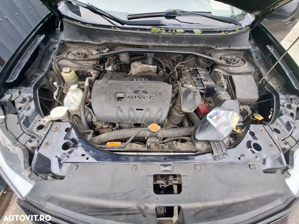 Mitsubishi Outlander 2.0 2WD Invite A04 - 9