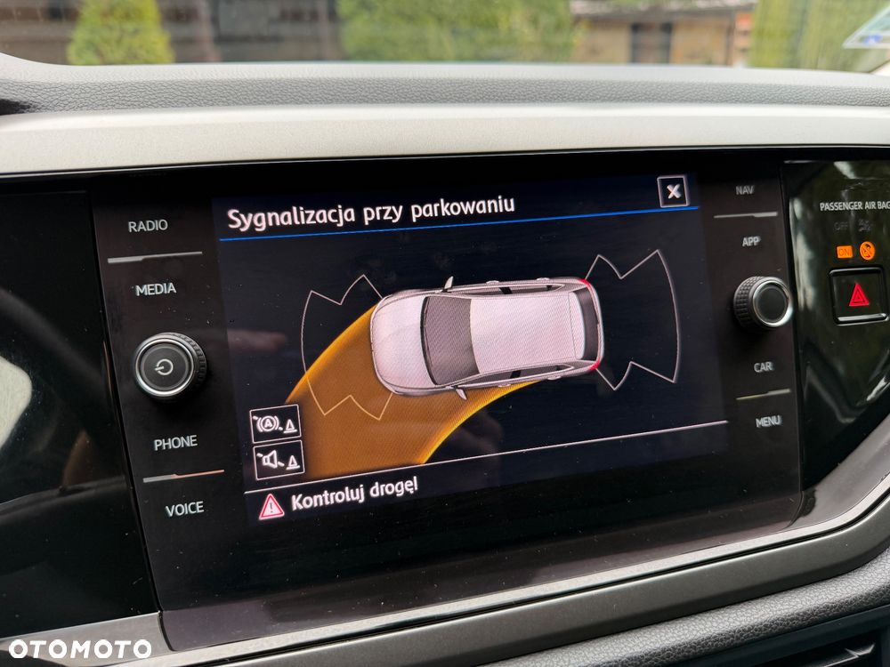 Volkswagen Polo 1.6 TDI SCR DSG Comfortline - 24