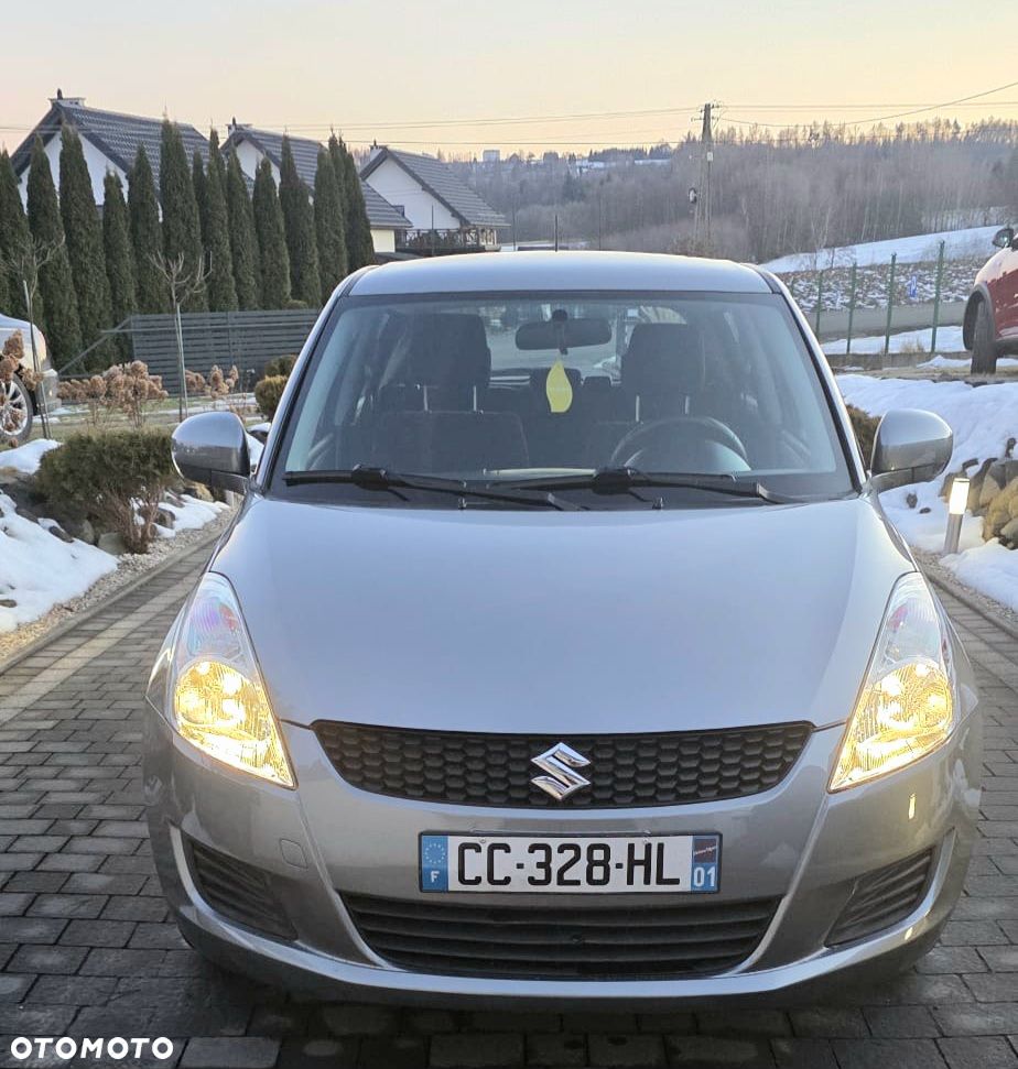 Suzuki Swift 1.2 Premium - 1