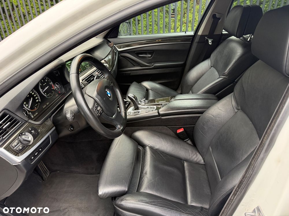 BMW Seria 5 - 16