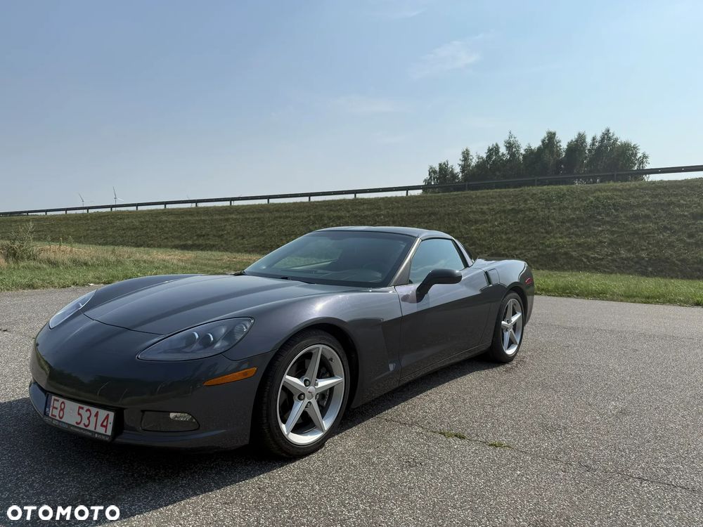 Chevrolet Corvette - 5