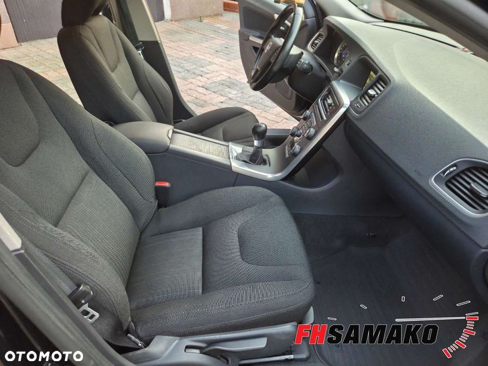 Volvo V60 - 34