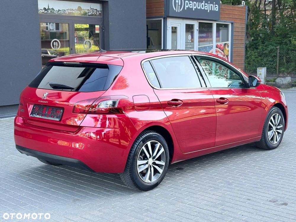 Peugeot 308 1.2 PureTech GPF Allure S&S - 9