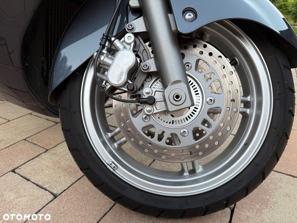Suzuki Burgman - 6