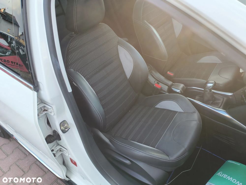 Peugeot 2008 PureTech 82 Allure - 7