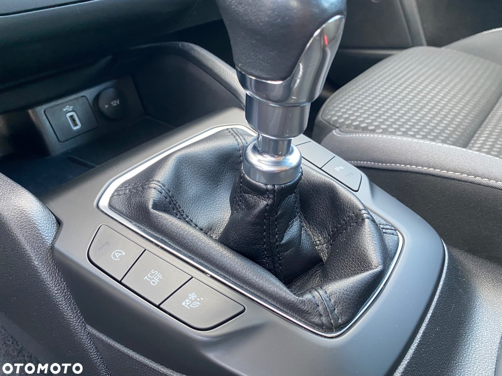 Ford Focus 1.0 EcoBoost Active Business - 12