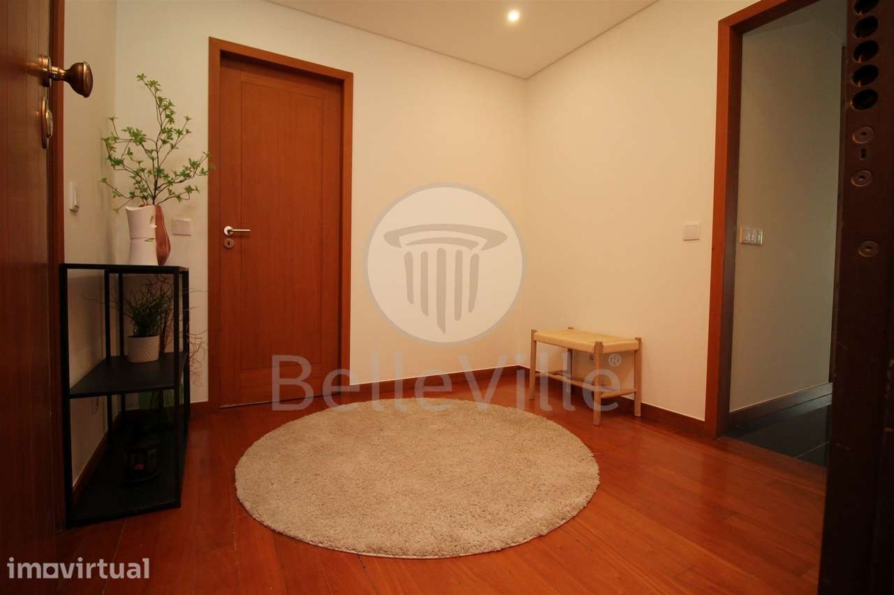Apartamento T2, parcialmente mobilado, Lamaçães - Grande imagem: 3/60