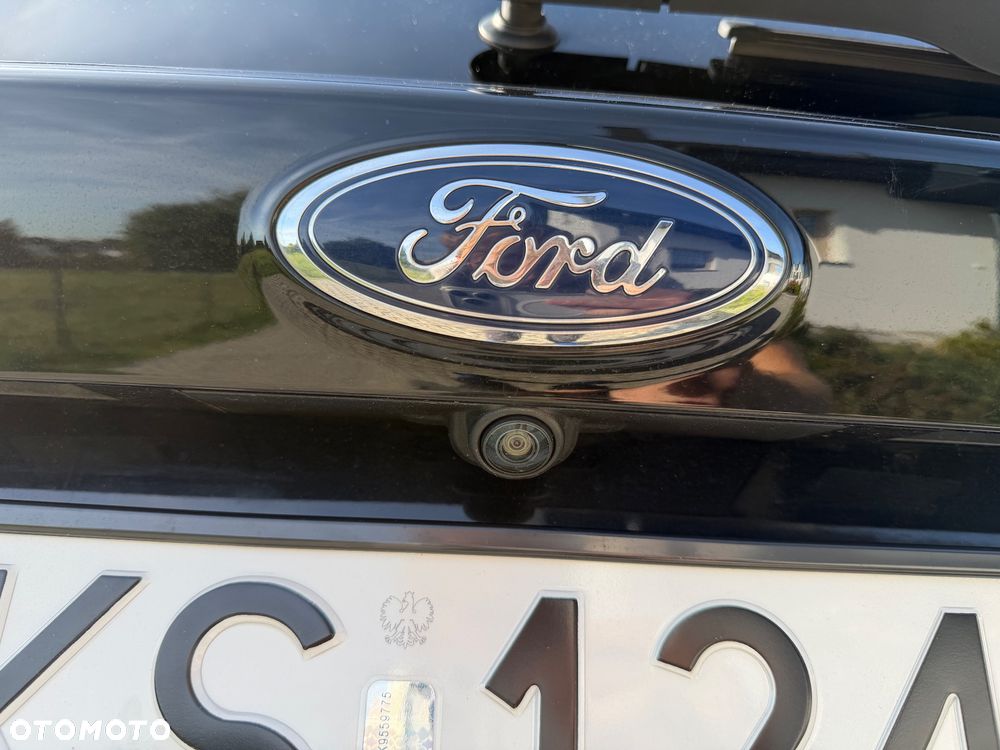 Ford Kuga 2.0 TDCi 4x4 Titanium - 23