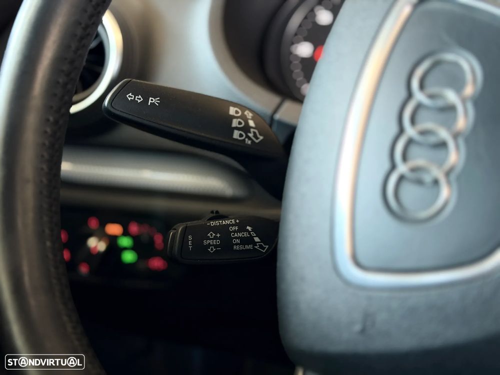 Audi A3 1.6 TDI S line Sport Pack - 13