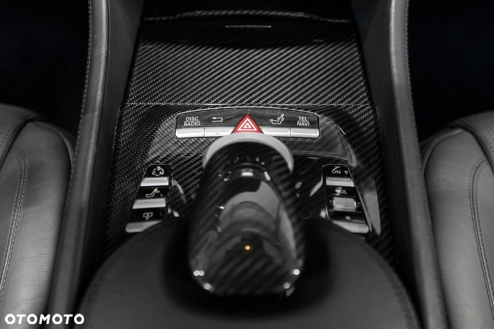 Mercedes-Benz CL - 33