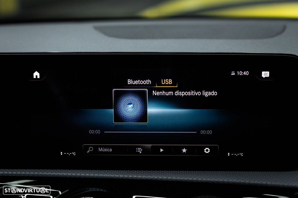 Mercedes-Benz A 180 Limousine d AMG Line Aut. - 45