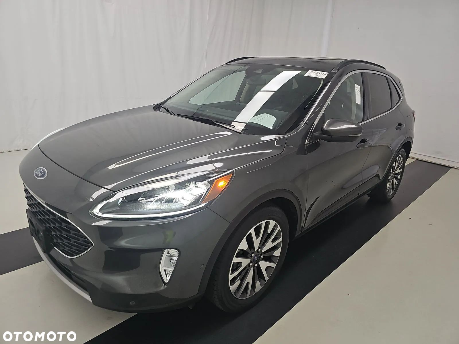 Ford Escape 2.0 EcoBoost AWD Titanium - 1