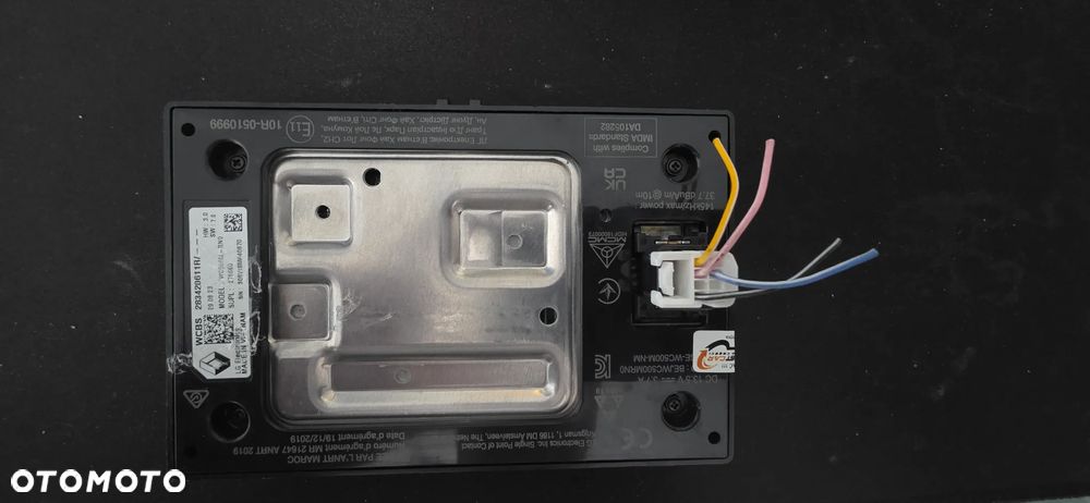 Renault Austal e-tech full hybrid ładowarka indukcyjna - 3