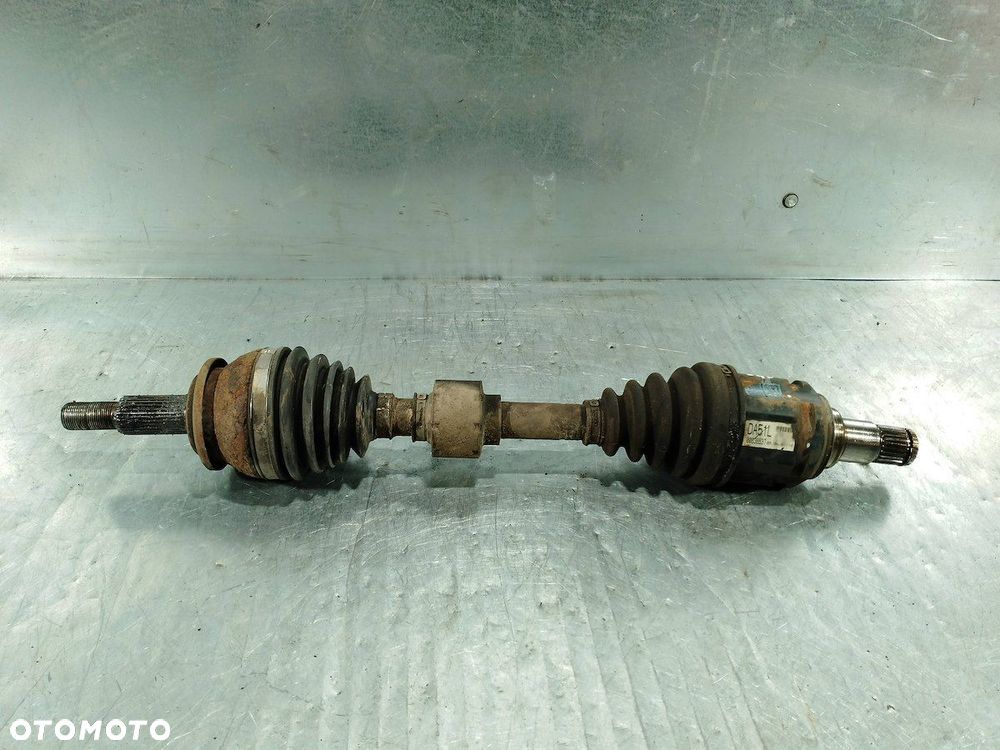 PÓŁOŚ LEWA PRZÓD TOYOTA RAV4 III 2.2 16V D4D - 1