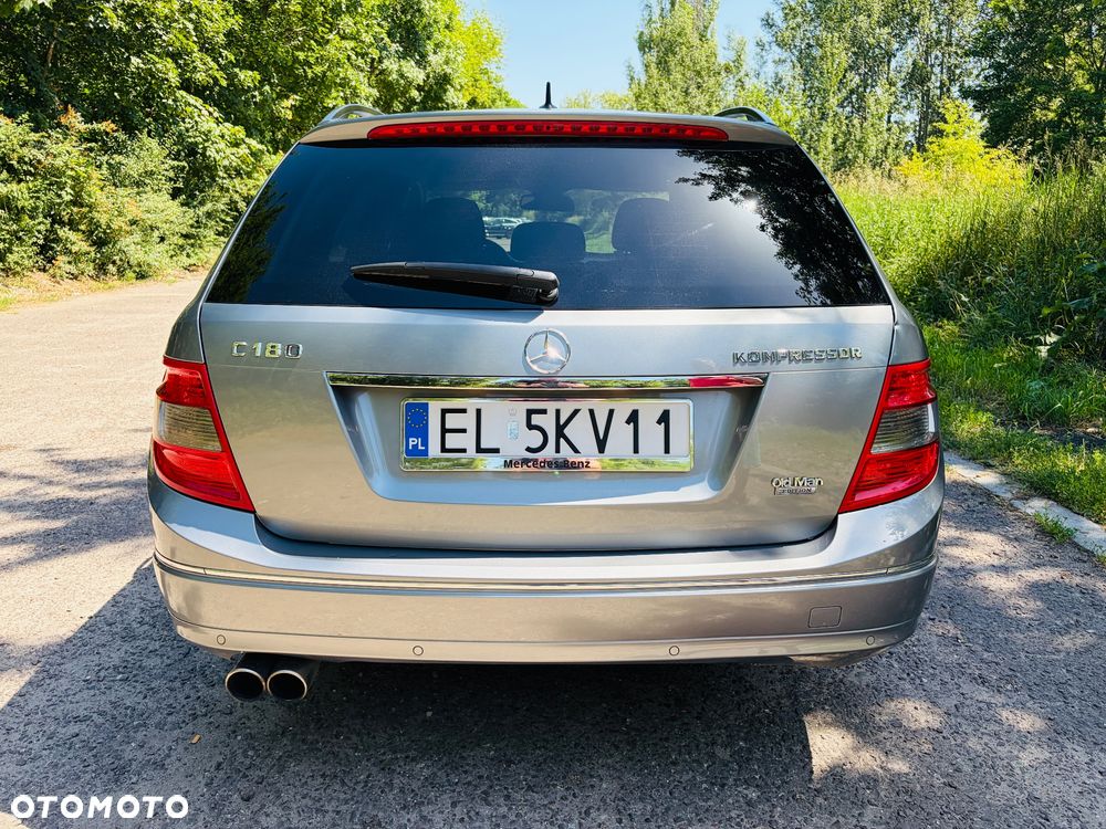 Mercedes-Benz Klasa C 180 Kompressor Automatik BlueEFFICIENCY Elegance - 11
