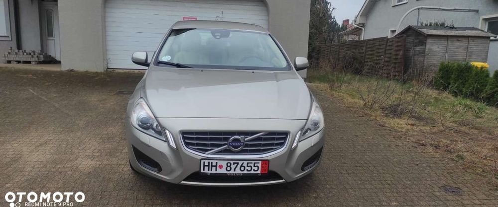 Volvo S60 - 16