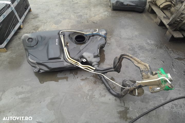 Rezervor combustibil 6Q0201085A 6Q0201085A Volkswagen VW Polo 5 6R [2 - 3