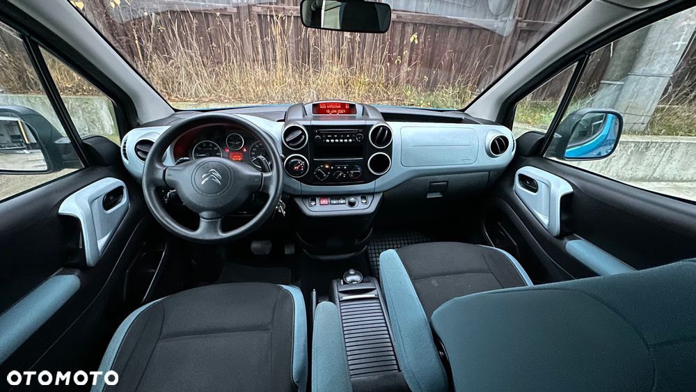 Citroën Berlingo Multispace e-HDi 90 FAP EGS6 Exclusive - 25
