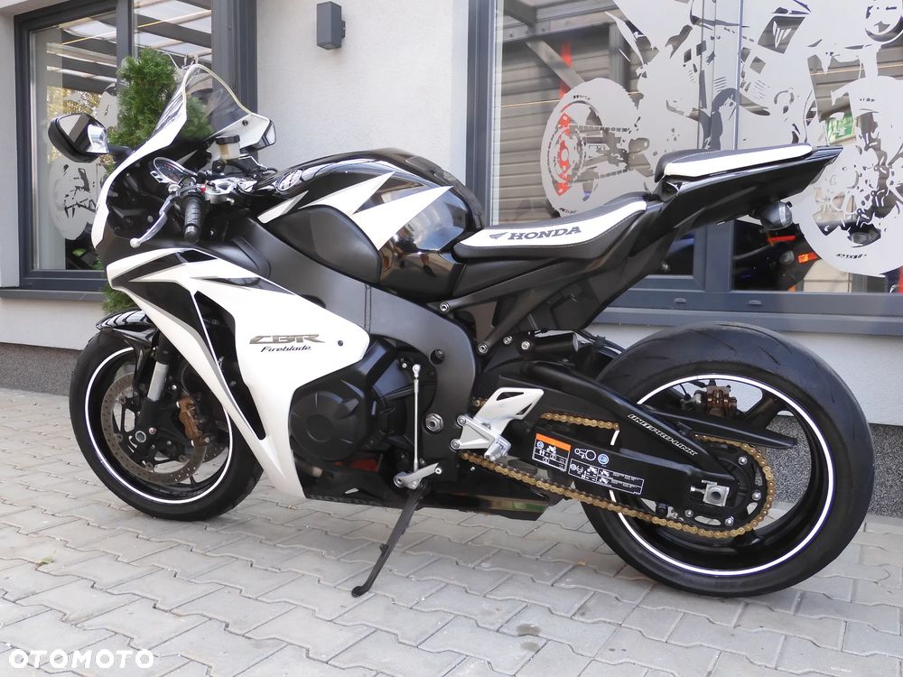 Honda CBR - 36