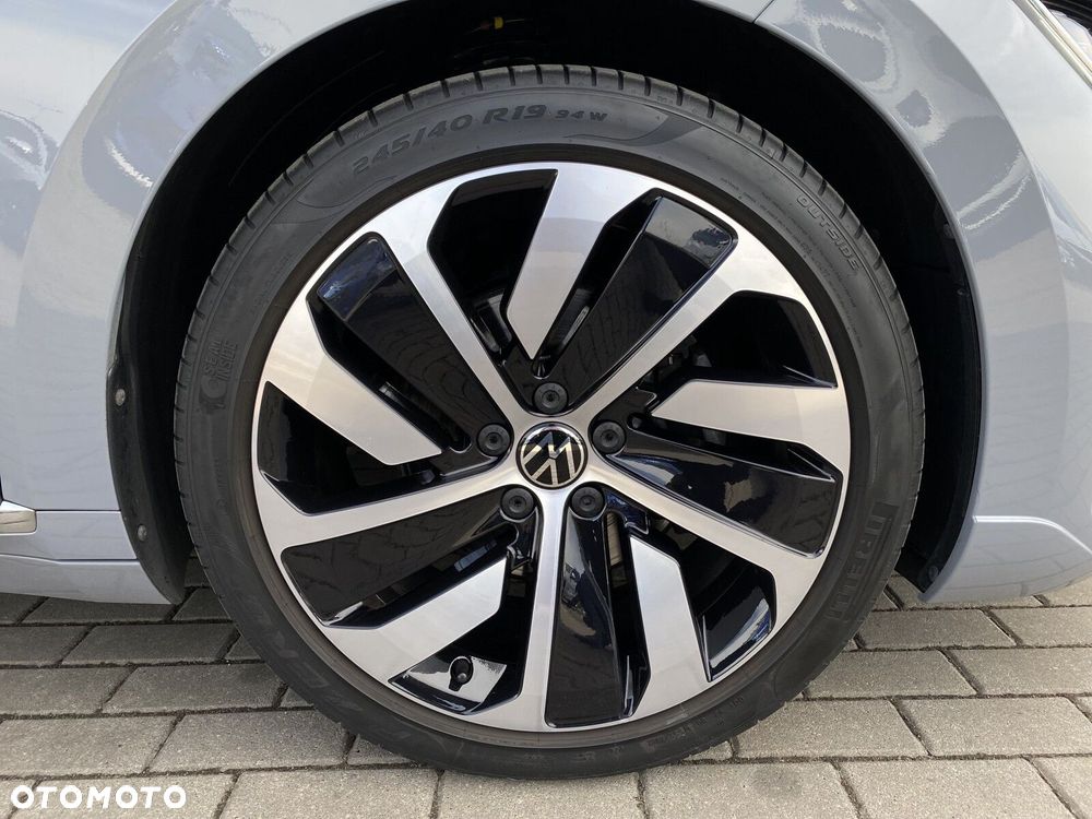 Volkswagen Arteon 2.0 TSI R-Line DSG - 32