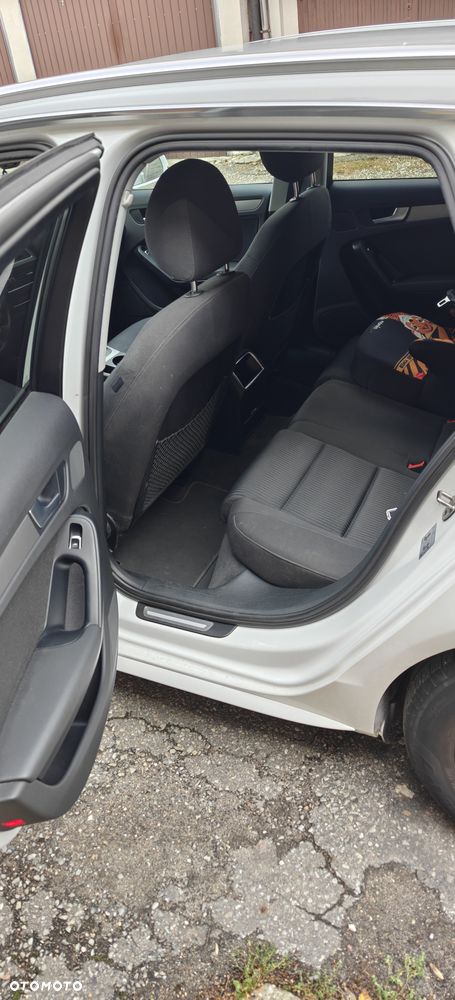 Audi A4 Avant - 5